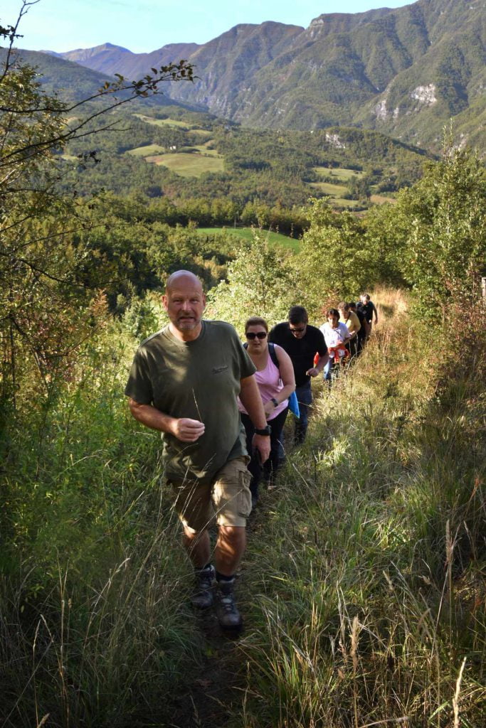 hike-to-simon-02-683×1024